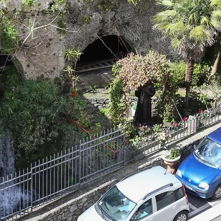 La Cascata بيت ضيافة